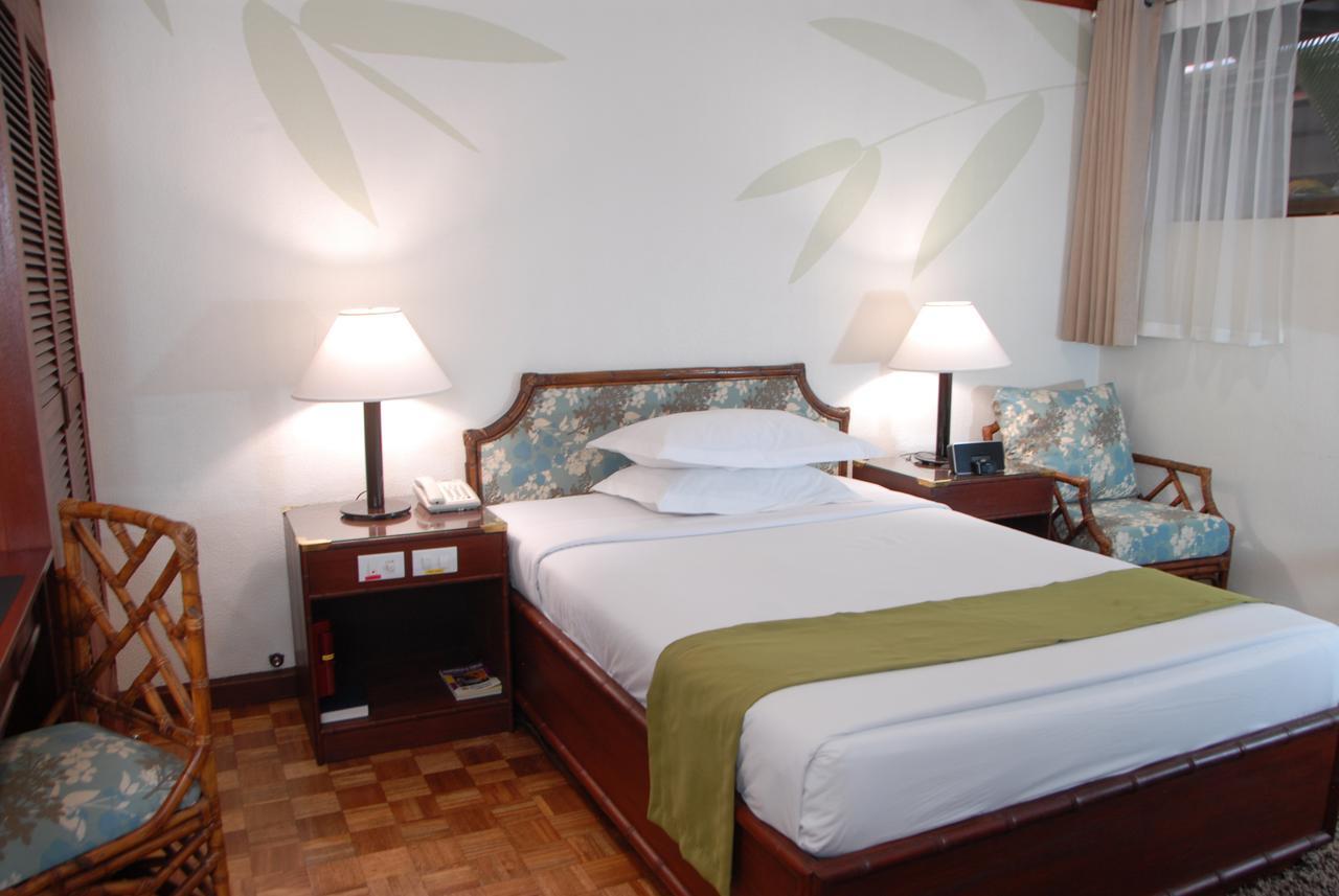 Oasis Hotel Angeles Ngoại thất bức ảnh
