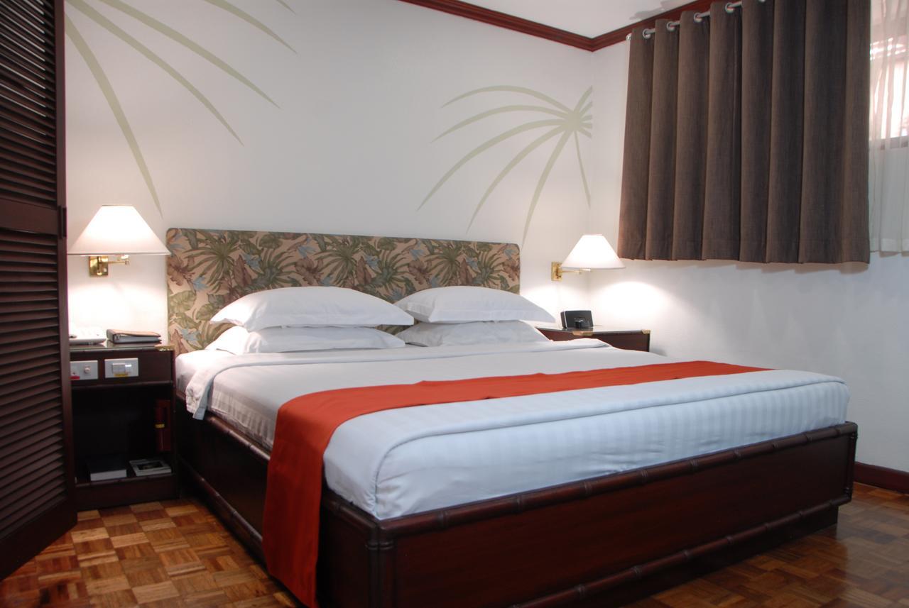 Oasis Hotel Angeles Ngoại thất bức ảnh